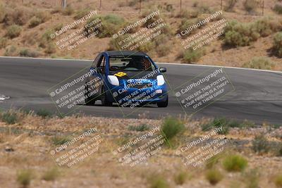 media/Jun-01-2025-CalClub SCCA (Sun) [[eae223c5dd]]/Group 6/Qualifying/